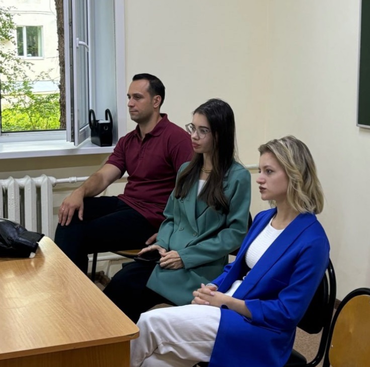 Будущие психологи встретились с успешными выпускниками